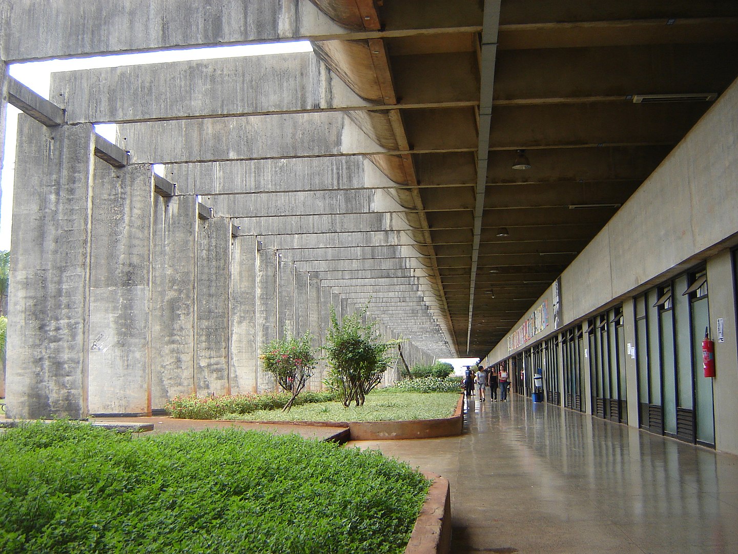 1440px Universidade de Brasília Instituto Central de Ciências Minhocão corredor